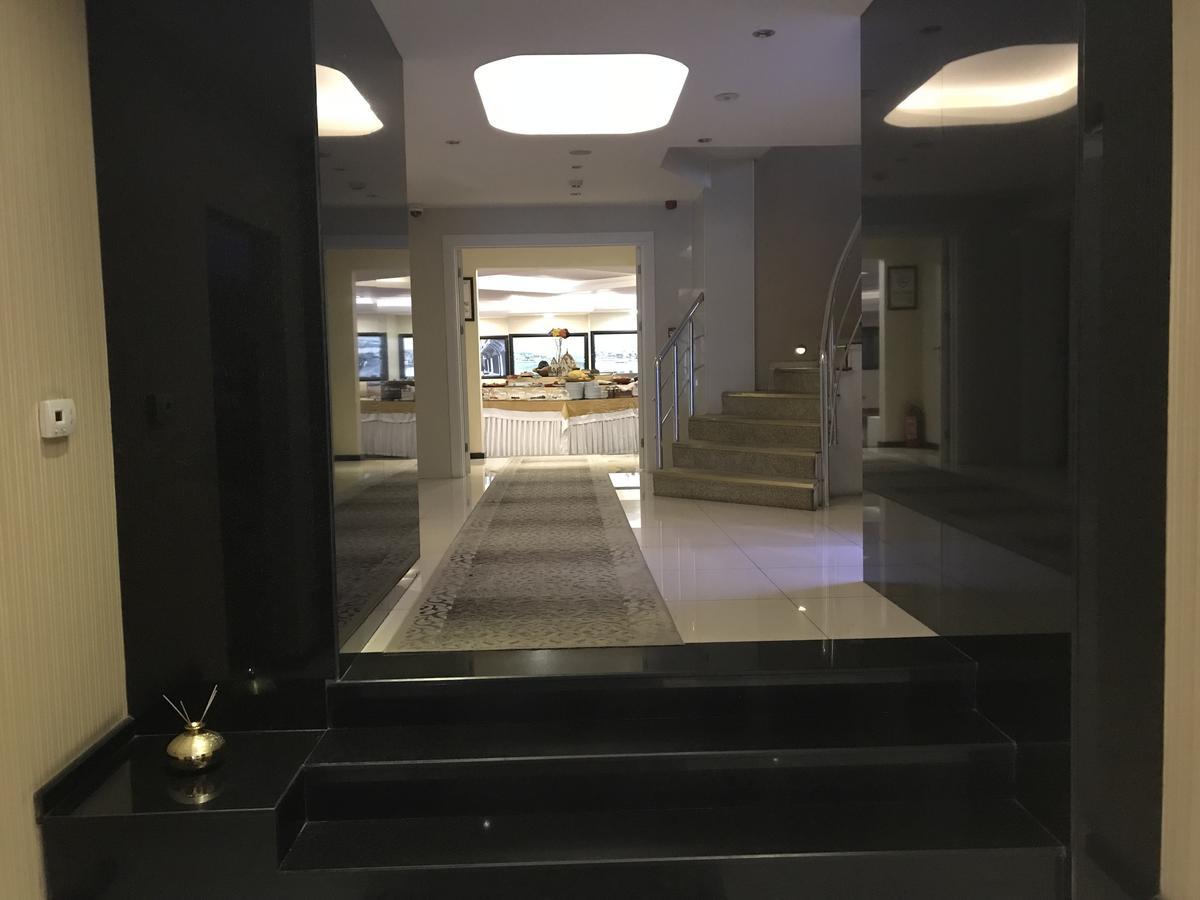 Pen Hotel Istambul Extérieur photo